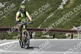 Photo #2726388 | 24-08-2022 11:26 | Passo Dello Stelvio - Waterfall curve BICYCLES