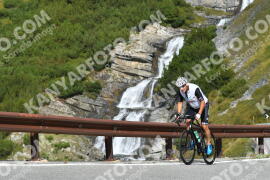 Photo #4267401 | 16-09-2023 11:00 | Passo Dello Stelvio - Waterfall curve BICYCLES