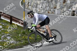 Photo #2113052 | 10-06-2022 15:42 | Passo Dello Stelvio - Waterfall curve BICYCLES