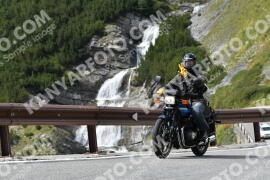 Photo #2688713 | 17-08-2022 15:02 | Passo Dello Stelvio - Waterfall curve