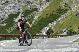 Foto #2514125 | 05-08-2022 10:41 | Passo Dello Stelvio - Waterfall Kehre BICYCLES