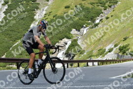 Photo #2417436 | 27-07-2022 11:18 | Passo Dello Stelvio - Waterfall curve BICYCLES