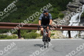 Photo #2307135 | 15-07-2022 10:37 | Passo Dello Stelvio - Waterfall curve BICYCLES