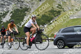 Photo #2683323 | 17-08-2022 13:07 | Passo Dello Stelvio - Waterfall curve BICYCLES