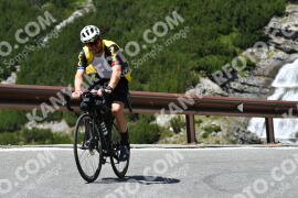 Photo #2320387 | 16-07-2022 13:21 | Passo Dello Stelvio - Waterfall curve BICYCLES