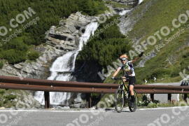 Photo #3680571 | 31-07-2023 10:13 | Passo Dello Stelvio - Waterfall curve BICYCLES