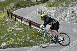 Photo #3268475 | 28-06-2023 15:27 | Passo Dello Stelvio - Waterfall curve BICYCLES