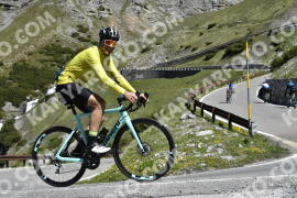Foto #2117029 | 11-06-2022 10:45 | Passo Dello Stelvio - Waterfall Kehre BICYCLES