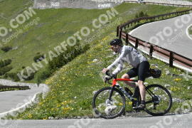 Photo #3235348 | 25-06-2023 15:43 | Passo Dello Stelvio - Waterfall curve BICYCLES