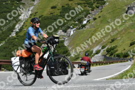 Photo #2412672 | 26-07-2022 10:49 | Passo Dello Stelvio - Waterfall curve BICYCLES