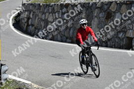 Fotó #2076780 | 01-06-2022 11:05 | Passo Dello Stelvio - Vízesés kanyar Bicajosok