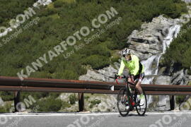 Photo #2738600 | 25-08-2022 11:19 | Passo Dello Stelvio - Waterfall curve BICYCLES