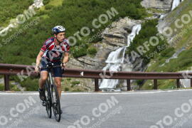 Photo #2431823 | 29-07-2022 11:33 | Passo Dello Stelvio - Waterfall curve BICYCLES