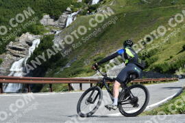 Photo #2412200 | 26-07-2022 10:01 | Passo Dello Stelvio - Waterfall curve BICYCLES