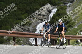 Photo #3548014 | 22-07-2023 09:55 | Passo Dello Stelvio - Waterfall curve BICYCLES