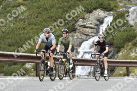 Photo #2842148 | 10-09-2022 10:58 | Passo Dello Stelvio - Waterfall curve BICYCLES