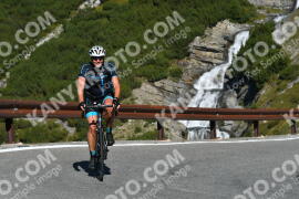 Fotó #4200158 | 08-09-2023 10:22 | Passo Dello Stelvio - Vízesés kanyar Bicajosok