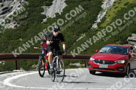 Photo #2629910 | 13-08-2022 13:39 | Passo Dello Stelvio - Waterfall curve BICYCLES