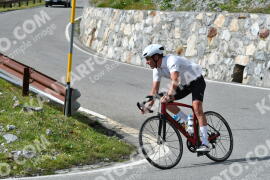 Photo #2385553 | 24-07-2022 16:37 | Passo Dello Stelvio - Waterfall curve BICYCLES