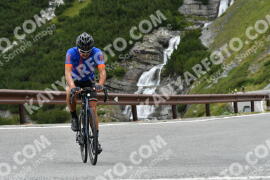 Photo #2459209 | 31-07-2022 14:19 | Passo Dello Stelvio - Waterfall curve BICYCLES