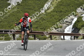 Photo #3110676 | 16-06-2023 10:31 | Passo Dello Stelvio - Waterfall curve BICYCLES