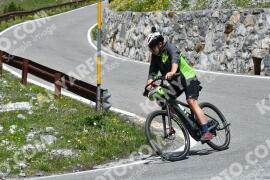 Photo #2203357 | 27-06-2022 12:52 | Passo Dello Stelvio - Waterfall curve BICYCLES