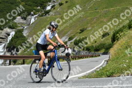 Photo #2417164 | 27-07-2022 11:14 | Passo Dello Stelvio - Waterfall curve BICYCLES