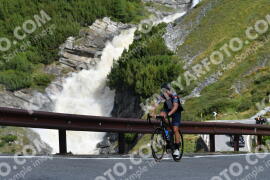 Photo #3924874 | 17-08-2023 09:44 | Passo Dello Stelvio - Waterfall curve BICYCLES