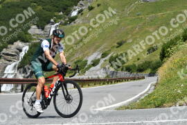 Photo #2382793 | 24-07-2022 11:25 | Passo Dello Stelvio - Waterfall curve BICYCLES