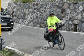 Fotó #3096970 | 12-06-2023 11:22 | Passo Dello Stelvio - Vízesés kanyar Bicajosok