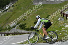 Photo #2412008 | 26-07-2022 14:44 | Passo Dello Stelvio - Waterfall curve BICYCLES