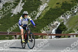 Photo #2306393 | 15-07-2022 09:48 | Passo Dello Stelvio - Waterfall curve BICYCLES