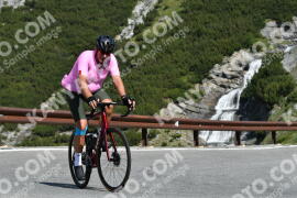 Photo #2168542 | 20-06-2022 10:10 | Passo Dello Stelvio - Waterfall curve BICYCLES