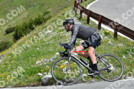 Photo #2173692 | 21-06-2022 11:03 | Passo Dello Stelvio - Waterfall curve BICYCLES