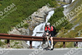 Fotó #4305268 | 26-09-2023 10:17 | Passo Dello Stelvio - Vízesés kanyar Bicajosok