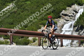 Fotó #2288834 | 12-07-2022 11:54 | Passo Dello Stelvio - Vízesés kanyar Bicajosok