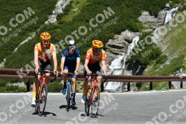 Photo #2336026 | 17-07-2022 11:13 | Passo Dello Stelvio - Waterfall curve BICYCLES