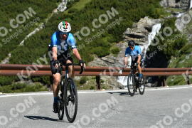 Photo #2184416 | 25-06-2022 09:59 | Passo Dello Stelvio - Waterfall curve BICYCLES