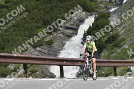 Photo #3443583 | 14-07-2023 10:08 | Passo Dello Stelvio - Waterfall curve BICYCLES