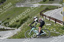 Fotó #3500733 | 16-07-2023 14:55 | Passo Dello Stelvio - Vízesés kanyar Bicajosok