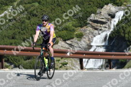 Photo #2168342 | 20-06-2022 09:50 | Passo Dello Stelvio - Waterfall curve BICYCLES