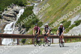 Photo #2531814 | 07-08-2022 12:52 | Passo Dello Stelvio - Waterfall curve BICYCLES