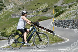 Photo #2355367 | 19-07-2022 12:06 | Passo Dello Stelvio - Waterfall curve BICYCLES