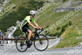 Photo #2369775 | 22-07-2022 11:44 | Passo Dello Stelvio - Waterfall curve BICYCLES