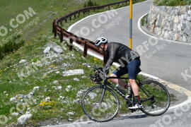 Photo #2170422 | 20-06-2022 14:00 | Passo Dello Stelvio - Waterfall curve BICYCLES