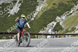 Photo #2726072 | 24-08-2022 11:49 | Passo Dello Stelvio - Waterfall curve BICYCLES