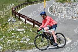 Photo #2361572 | 20-07-2022 13:53 | Passo Dello Stelvio - Waterfall curve BICYCLES