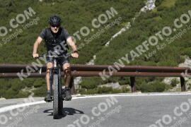 Photo #2751572 | 26-08-2022 10:39 | Passo Dello Stelvio - Waterfall curve BICYCLES