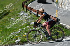 Photo #2161142 | 19-06-2022 16:09 | Passo Dello Stelvio - Waterfall curve BICYCLES