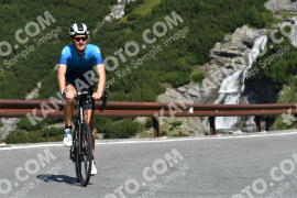 Photo #2398116 | 25-07-2022 10:17 | Passo Dello Stelvio - Waterfall curve BICYCLES